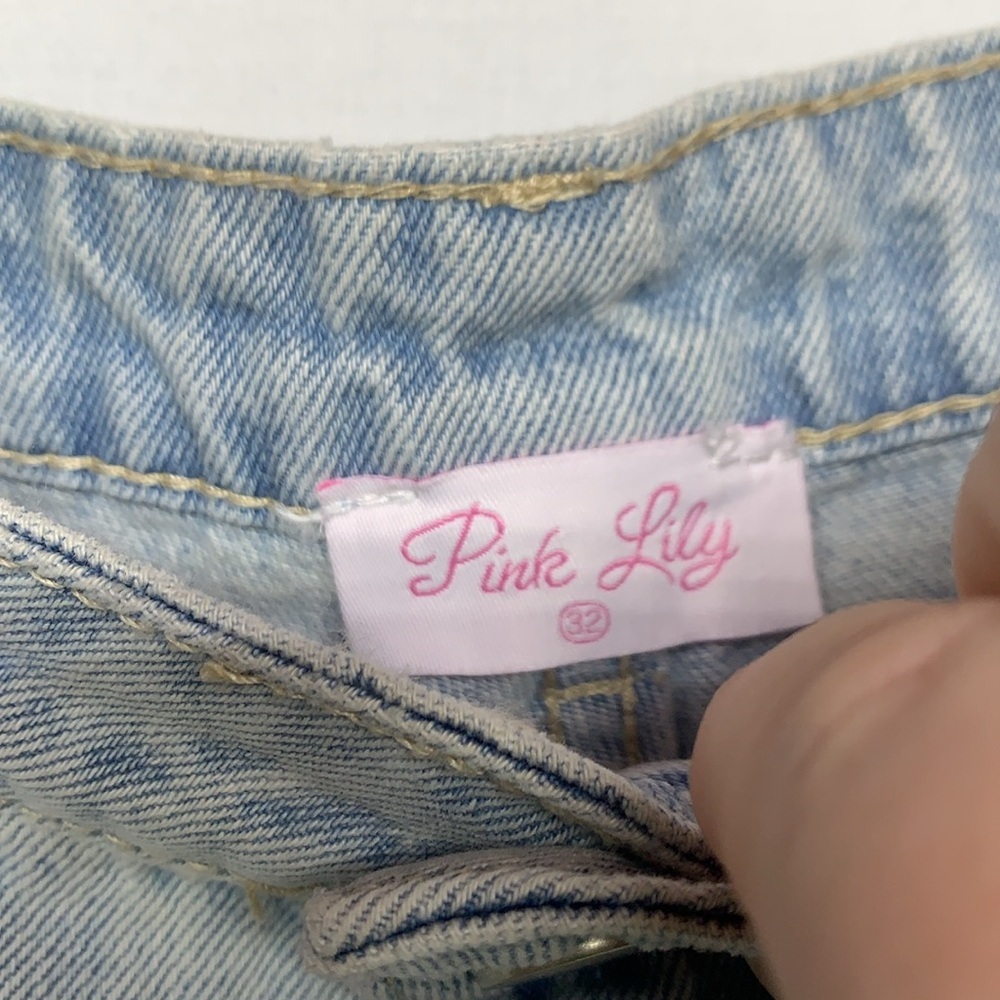 Pink Lily Distressed Jean Shorts - Picture 6 of 7